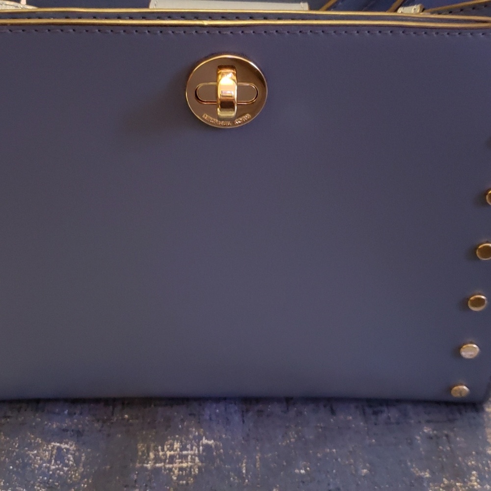 MICHAEL Kors Purse - Picture 4 of 16